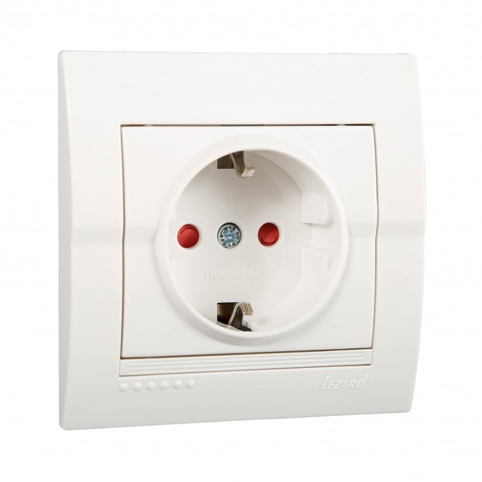 Розетка біла з заземленням та захистом від дітей  Lezard Deriy 702-0202-124