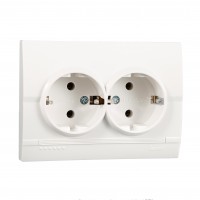 Розетка біла 2-а з заземленням  Lezard Deriy 702-0202-127